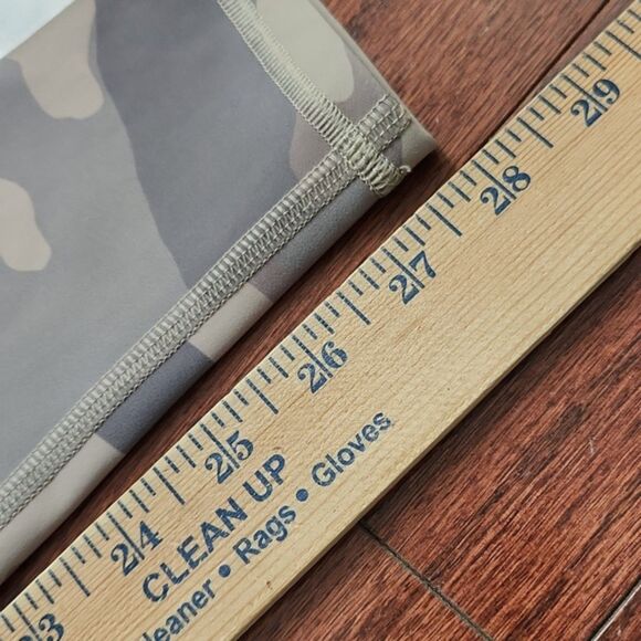 Alo High-Waist Vapor Legging, Putty Camouflage, Size XXS - Picture 9 of 9